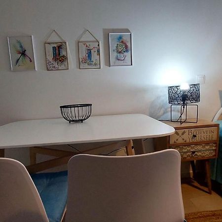 Nias Studio Apartment Perama  Exterior photo